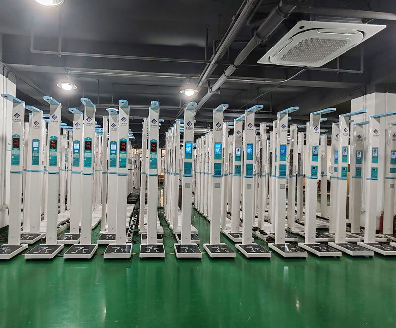 上禾便攜式身高體重秤，機(jī)身可折疊